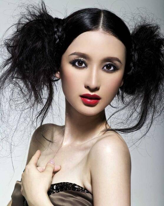 张萌个人资料 曝张萌隆胸前后对比照