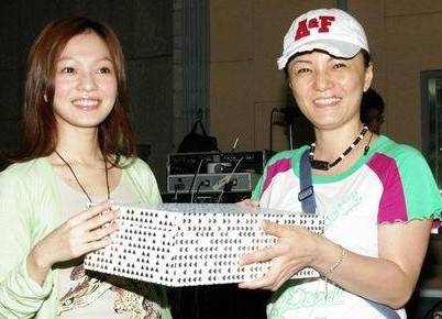 张韶涵家丑真相大揭秘 张韶涵吸毒是真的吗