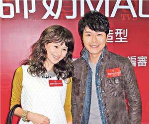 黄翠如与未来老公萧正楠秀恩爱 洗脱小三嫌疑