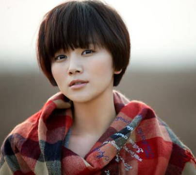 曹曦文陈思成狂吻照被曝 曹曦文陈思成分手内幕