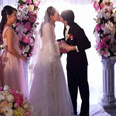 又一个花旦嫁了 钟嘉欣与前无线主席侄子结婚