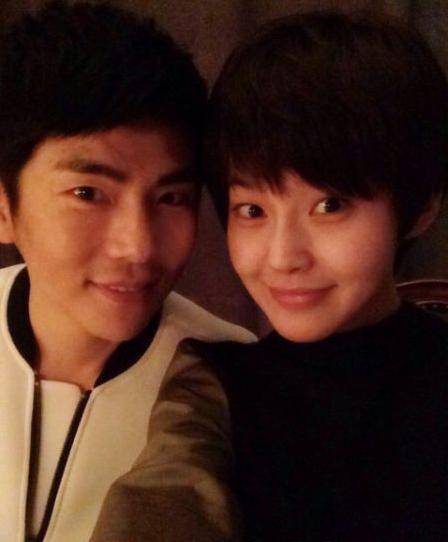 张晓龙陈思斯结婚照曝光 两人因戏生情羞涩拜堂