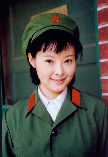 袁立个人资料被曝 揭秘袁立为什么被封杀