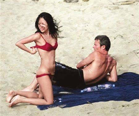 章子怡沙滩高清图片 章子怡裸照大曝光