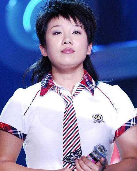 张冬玲整容前后照曝光 揭超女张冬玲个人资料