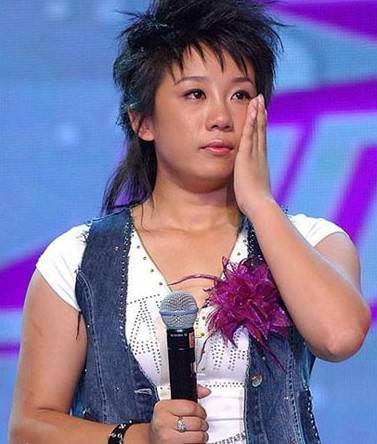 张冬玲整容前后照曝光 揭超女张冬玲个人资料