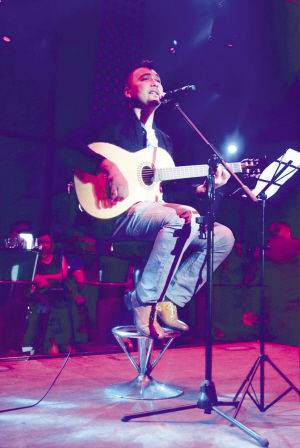 好声音伊克拉木个人资料 独特的声音赢得好评