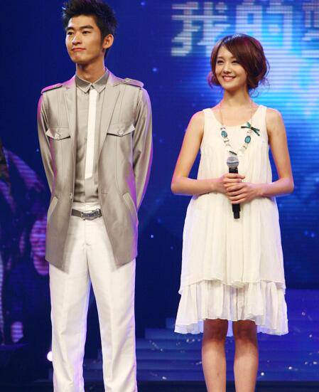 郑爽整容前后对比照片 揭与张翰分手的真正原因