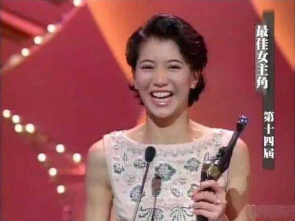 袁咏仪承认年轻时曾被包养 袁咏仪个人资料曝光