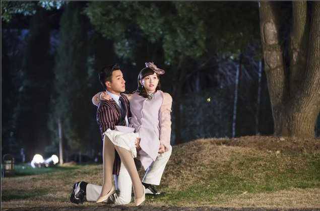 刘恺威的老婆杨幂斥老公回家解释与闺蜜拍吻戏