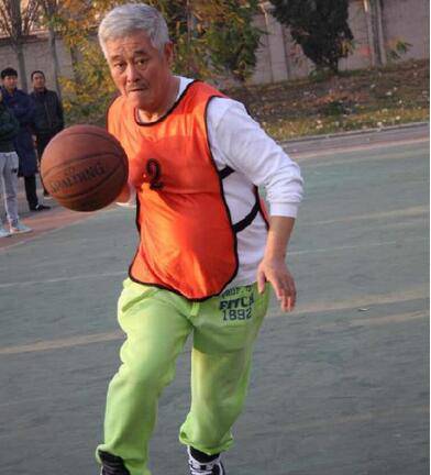 揭赵本山的老婆是谁 赵本山雇凶杀人真相曝光