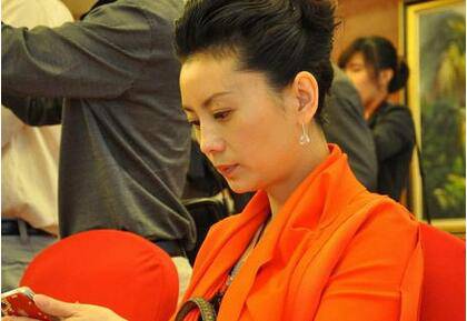 朱军的老婆是谁 传闻朱军儿子是弱智是真的吗