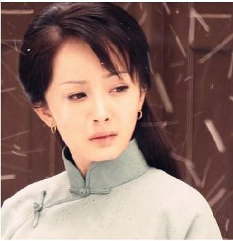 杨幂被潜规则全图遭曝光 第一次被 潜 很难过