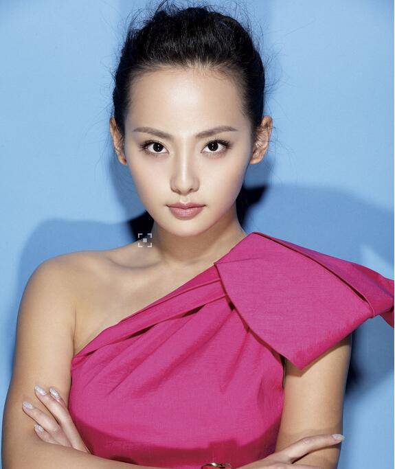 张嘉倪生日男友求婚恋情曝光 揭张嘉倪个人资料