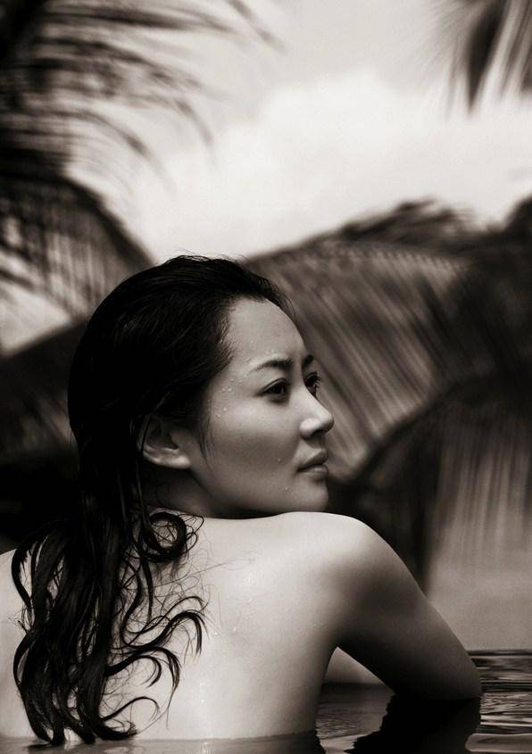 许晴前夫刘波涉嫌诈骗被通缉 揭秘许晴显赫家世