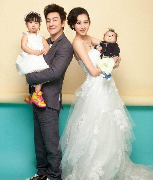 《爸爸去哪儿》陈浩民女儿加盟 娇妻5年生4个