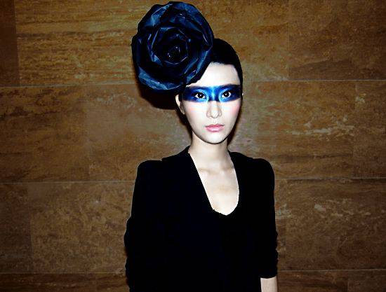 尚雯婕整容过度脸发僵 网友惊呼惨不忍睹