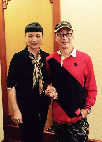 六小龄童的妻子是谁 揭六小龄童浪漫爱情史