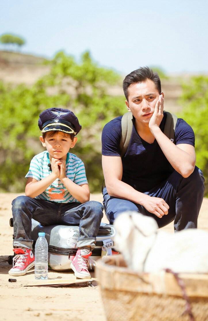 刘烨的儿子诺一个人资料  如此懂事因为她