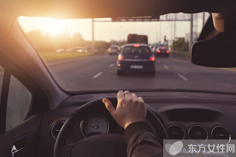 遇到碰瓷怎么办 揭秘5种常见碰瓷骗术