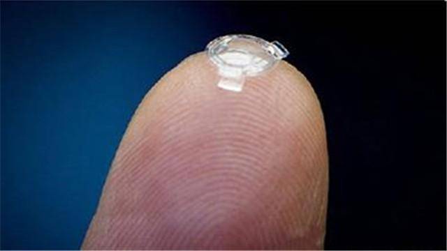 人类将不再需要眼镜 他要永远消灭眼镜和隐形眼镜