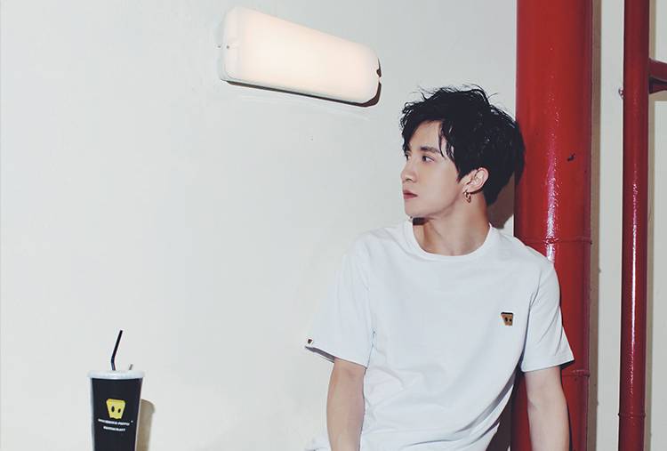 薛之谦奶奶怎么去世的 谈亲人现场声泪俱下