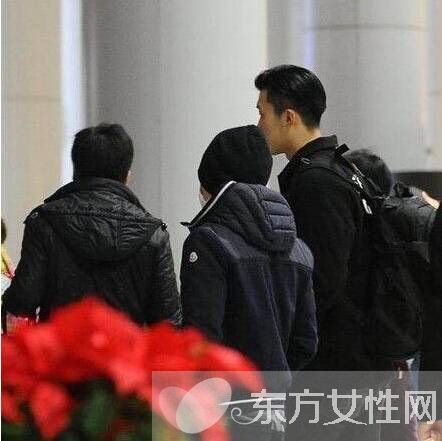 王宝强新助理曝光 不仅帅气还是个小鲜肉