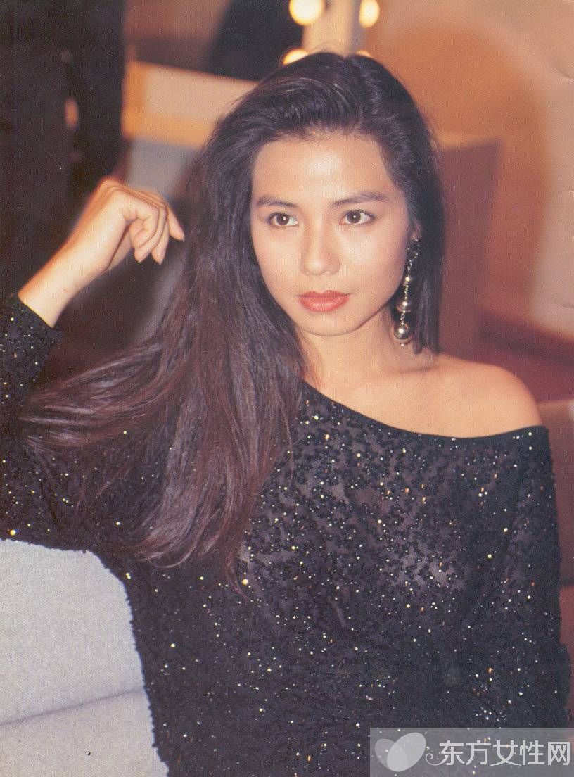 钟楚红个人资料曝光 为圆亡夫遗愿报读慕道班