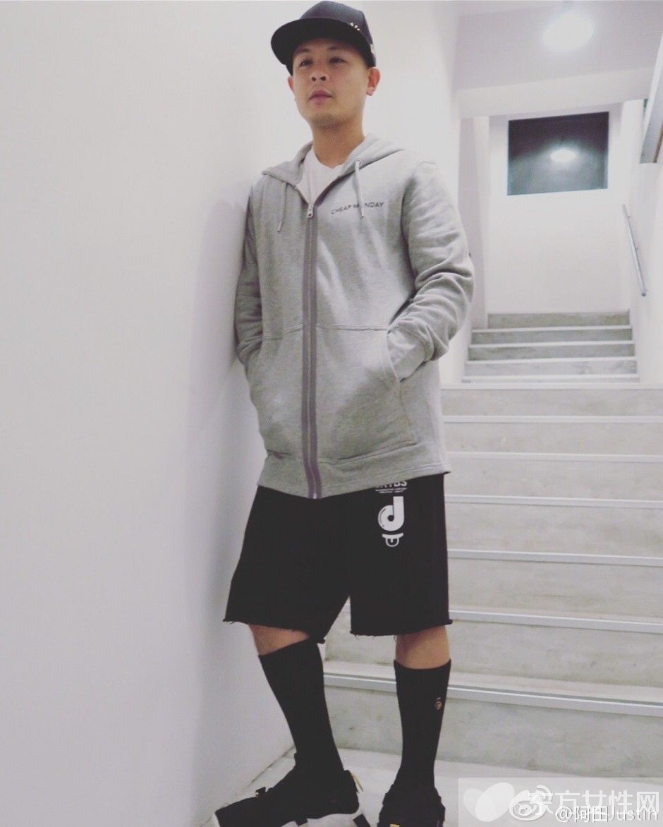 侧田为什么退出乐坛 侧田家庭背景曝光