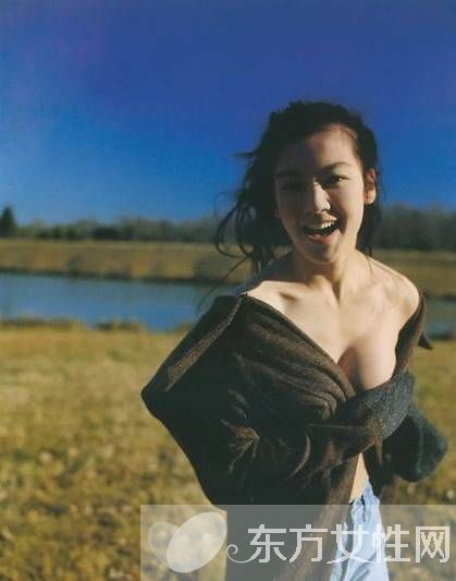 林熙蕾泳装事件难磨灭 揭秘林熙蕾拍过的三级片