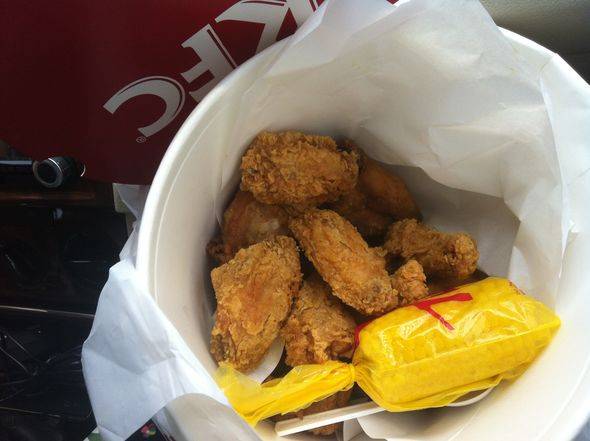 全家桶不够全家吃 64岁妇人向KFC索赔1.4亿元人民币