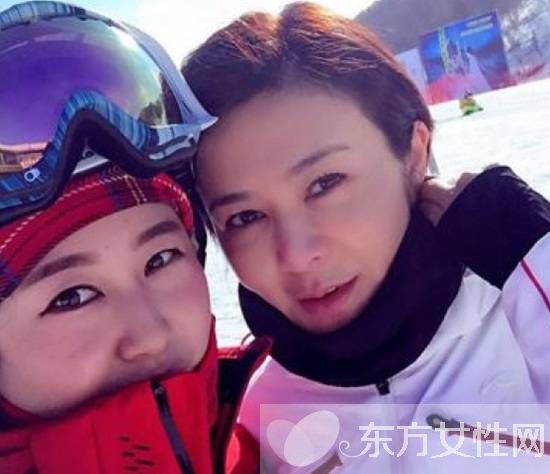 关之琳复出近照曝光 关之琳个人资料