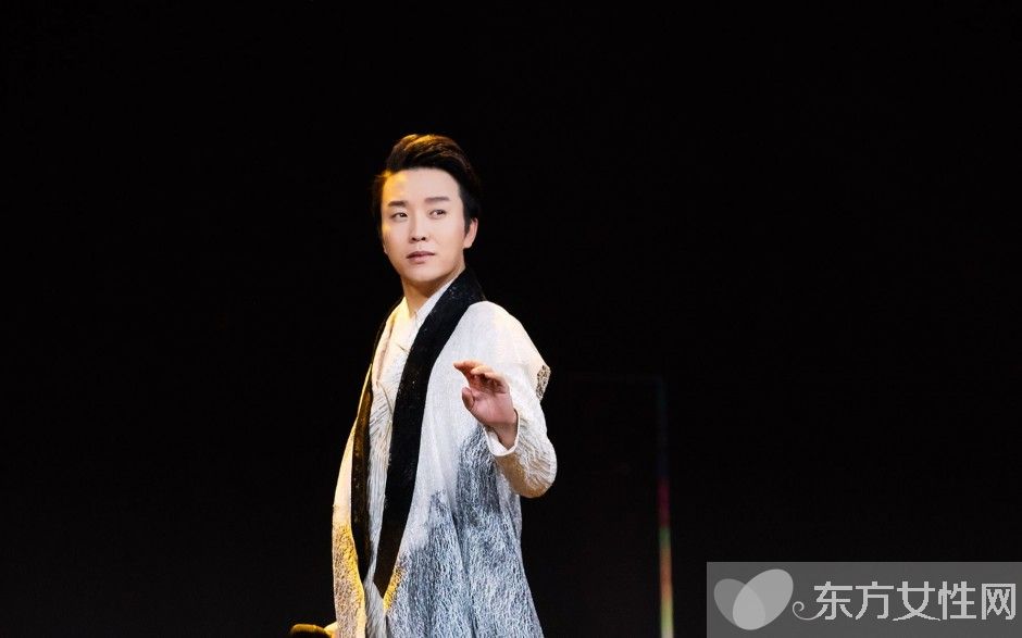 李玉刚出家是真的吗 李玉刚三段绯闻情史曝光