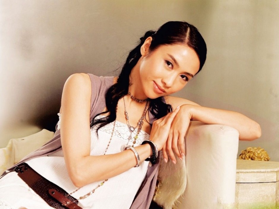 黎姿弟弟近况曝光 终身瘫痪惊人内幕大揭秘