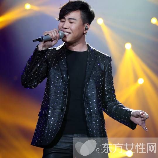 歌手胡彦斌个人资料 胡彦斌郑爽被爆酒店共度一夜