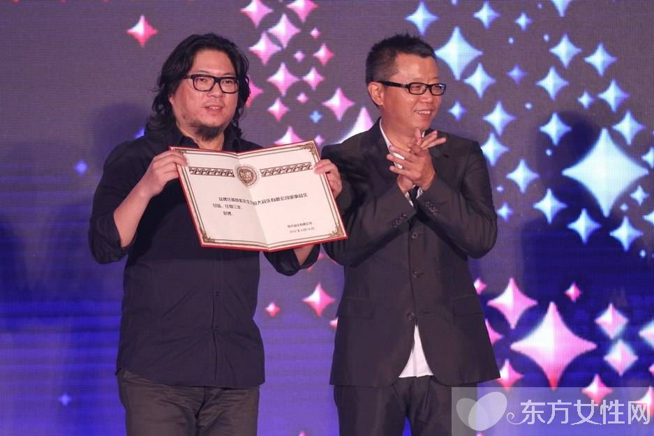 高晓松年轻时的照片曝光 感叹年轻真瘦真好