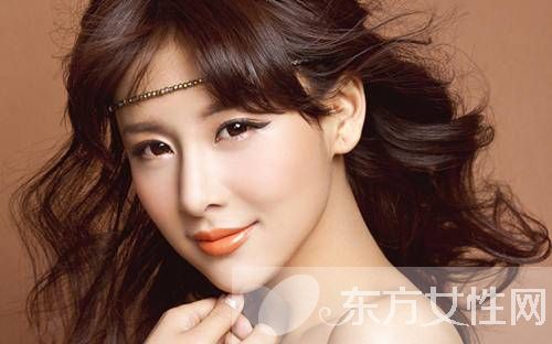 贾青个人资料 贾青为何半夜和富二代男吵架还上了楼