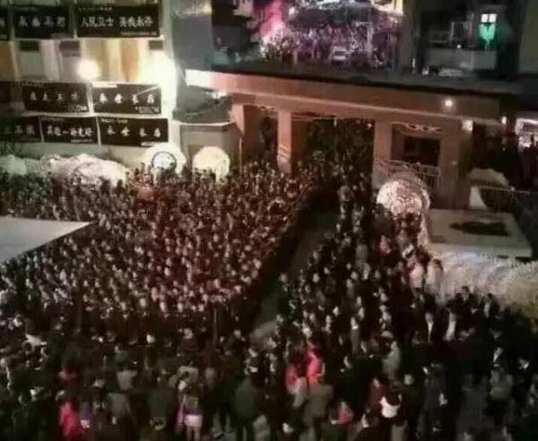 短短6天7位民警牺牲 网友 一路走好 英雄们