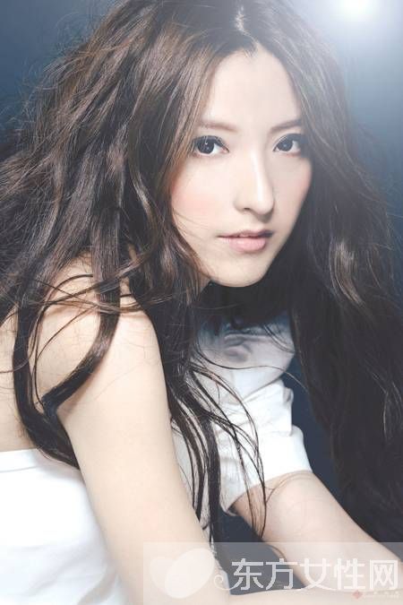 潘辰整容了吗 超女潘辰个人资料曝光