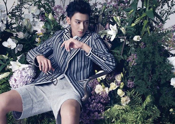 黄子韬机场昏倒脸色惨白 黄子韬星路历程曝光