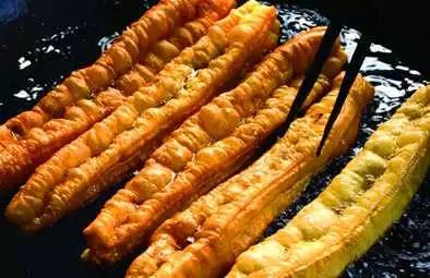 大叔卖早点月入2万 买房又买车秒杀白领