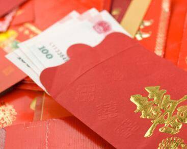 朋友结婚女子送600元结婚礼 朋友却只回礼了200元