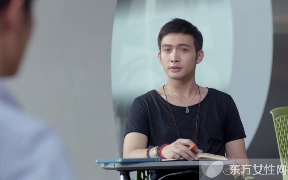 张彬彬年龄身高遭扒 家庭背景曝光父亲帅气逼人