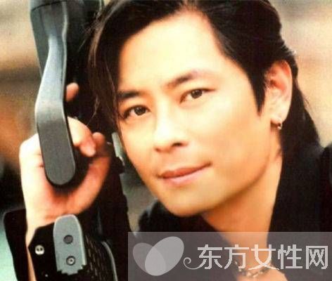 王杰女儿王筱翠曝光 王杰前妻莫绮雯档案资料