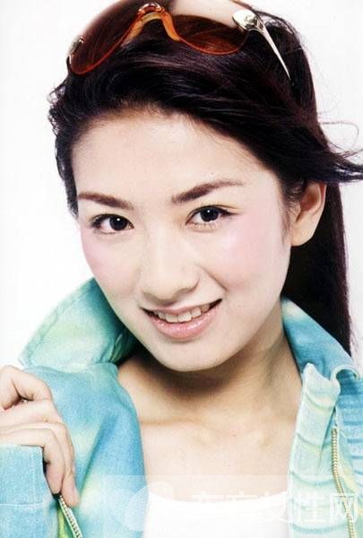  小燕子 黄奕个人资料 盘点黄奕主演的电视剧