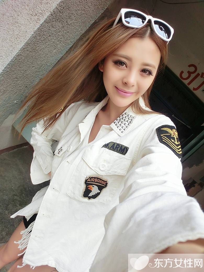 谢梦个人资料简介 百里挑一谢梦写真照