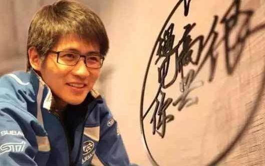 韩寒武汉餐厅被关停 餐桌上都能看到老鼠屎