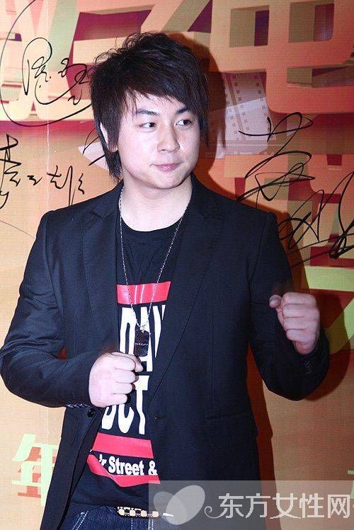 揭秘何洁释小龙分手原因 何洁释小龙资料曝光