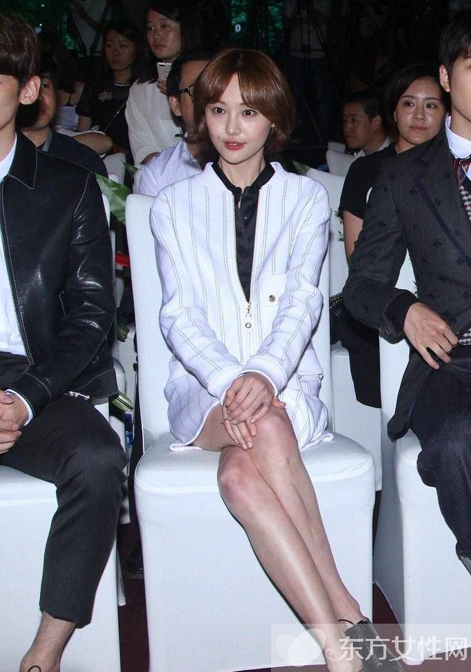 郑爽整容前后对比照 网友直呼郑爽太傻为张翰整容