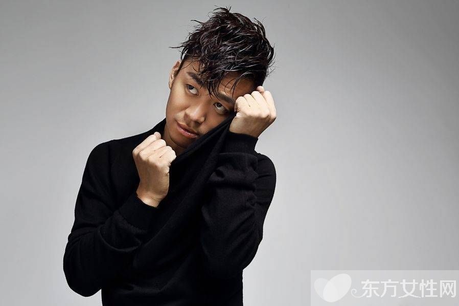 王宝强开什么车  王宝强公开谈婚变 难过但相信美好